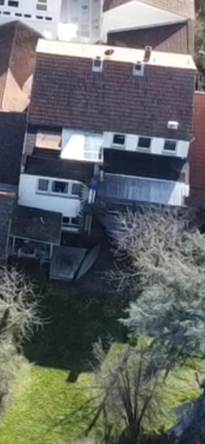 Mainpark Apartment 4 Schlafzimmer Bis Zu 10 Personen Direkt Ueber Aschaffapartment Bei Aschaffenburg Mainaschaff Екстериор снимка
